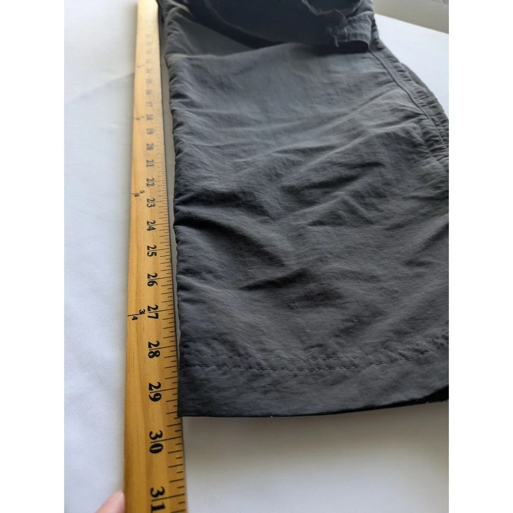 The North Face Convertible Pants Mens XL Short Gray Hiking Cargo Zip Off Belted